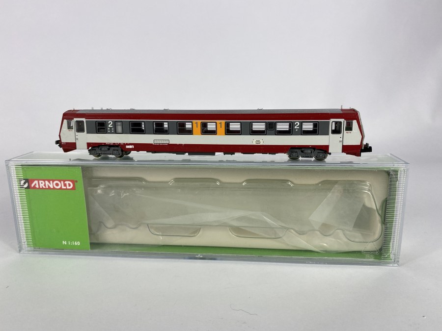 Arnold Écartement N, 1/160ème. Autorail Type T4 de la NEG. Réf – HN2188. NB