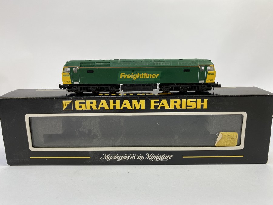 Graham Farish, Écartement N, 1/148me, Locomotive class 47S Freightliner. 47150, verte/jaune, Réf 371-229, NB