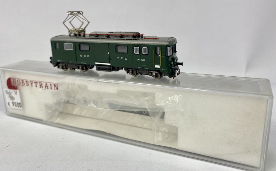 HOBBY-TRAIN – N –Locomotive électrique De 4/4 1669 pour la SBB CFF, verte, Réf H11013, NB