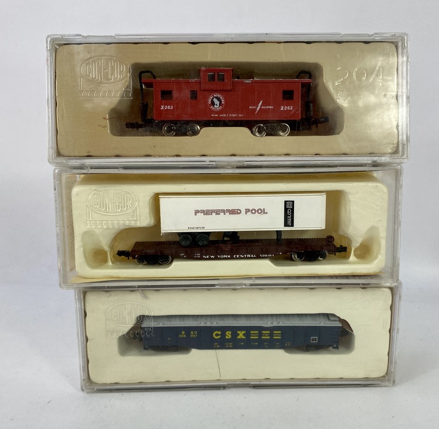 CON-COR, Écartement N, Lot de 3 wagons transport de marchandises pour la Great Northern, transport remorque poids lourd CSX, wagon plat NY central pacemaker, Réf 001831, 012611, 01205C, NB