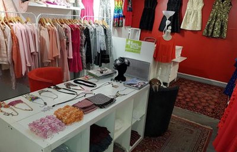 Vente de pret à porter 12 oct Caen Encheres